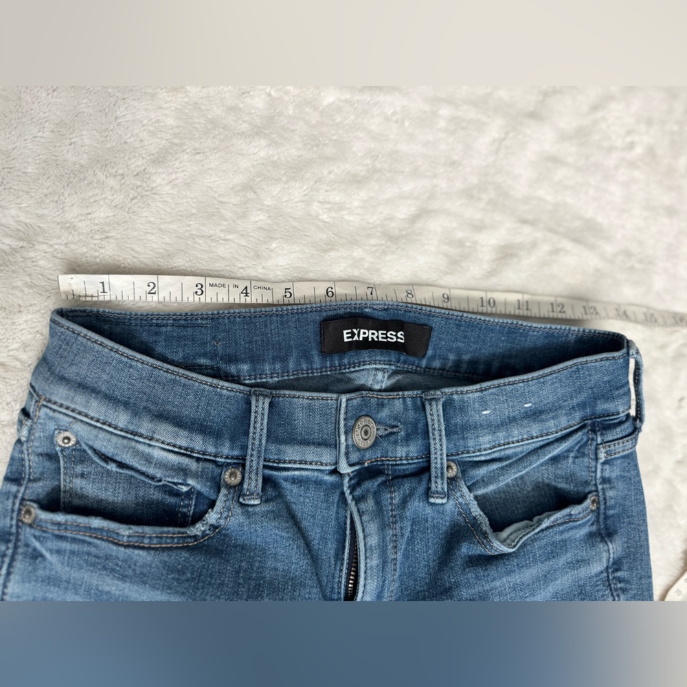 EXPRESS Mid Rise Skinny Cropped Jean - Picture 11 of 11